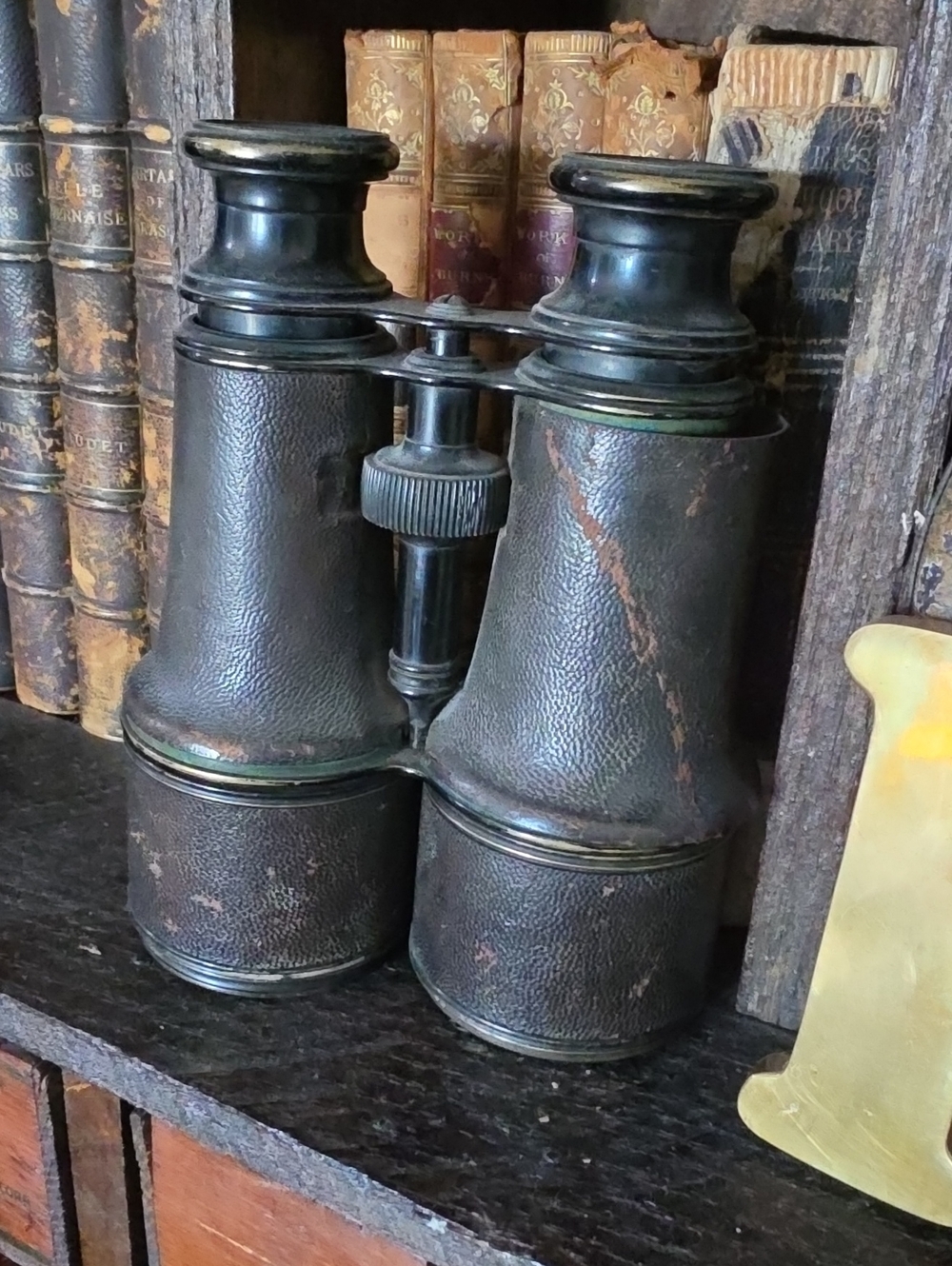 Classic Vintage-Style Black Binoculars Decorative Accent World Was II